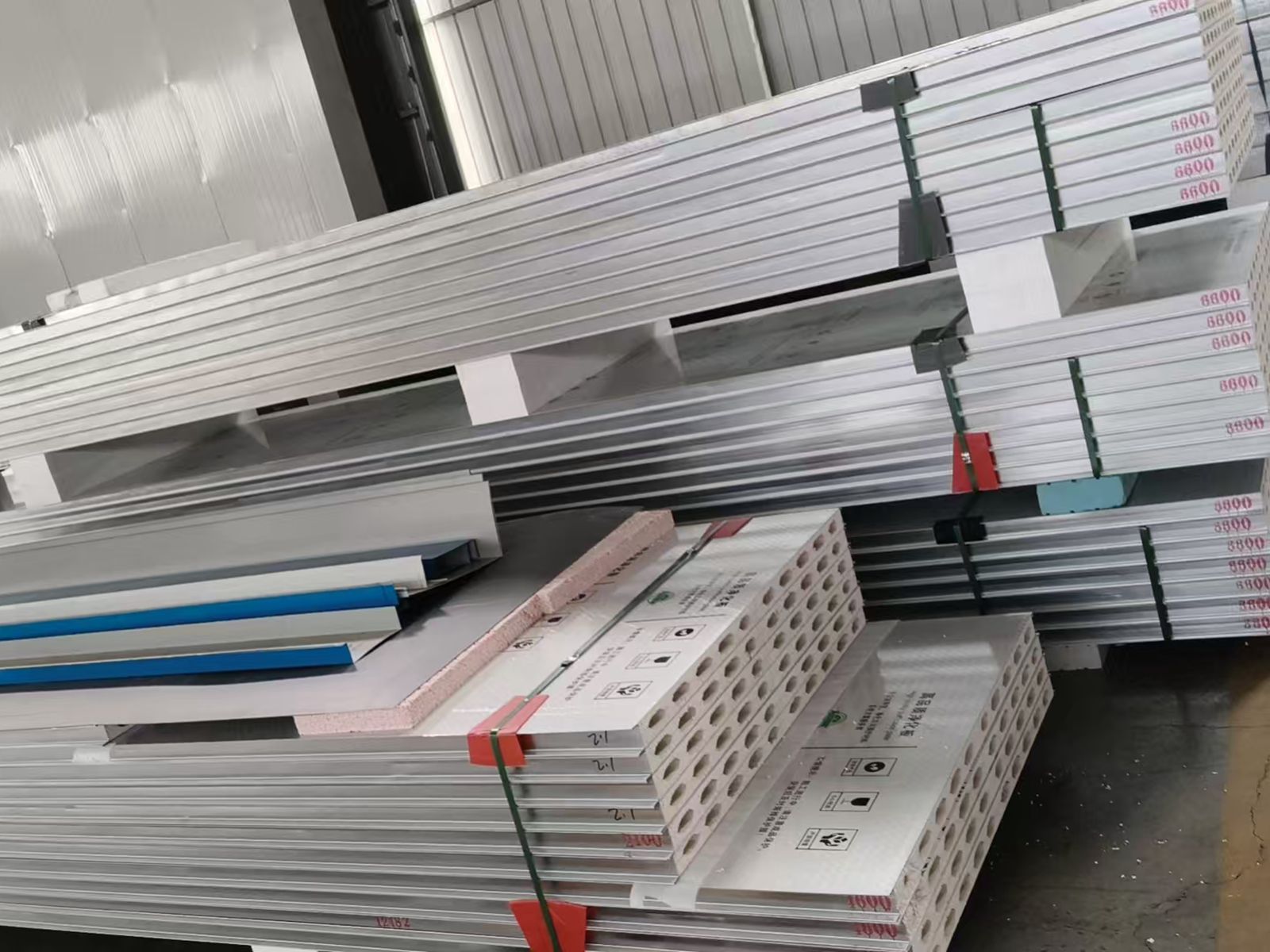 機(jī)制硫氧鎂凈化板