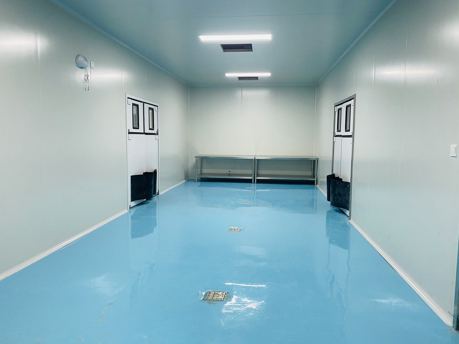 食德飽食品車間凈化板工程案例